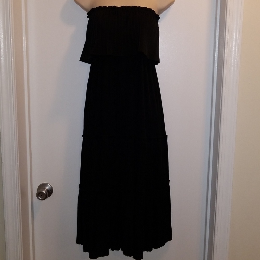 Tracy women's black sleeveless baby doll dress